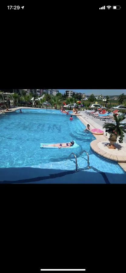 London Hotel Spille 4*,  Albania
